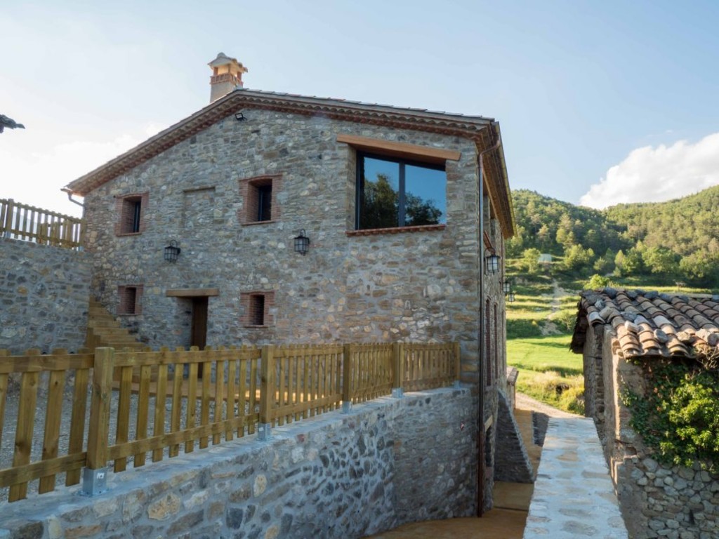 Sr 609 Solsones Lleida Book Online Somrurals Com